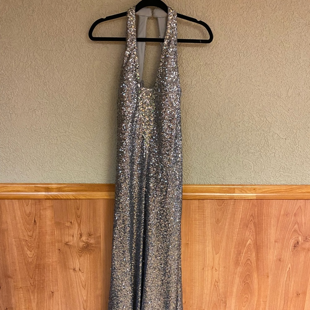 Mermaid style long prom dress! NEVER WORN